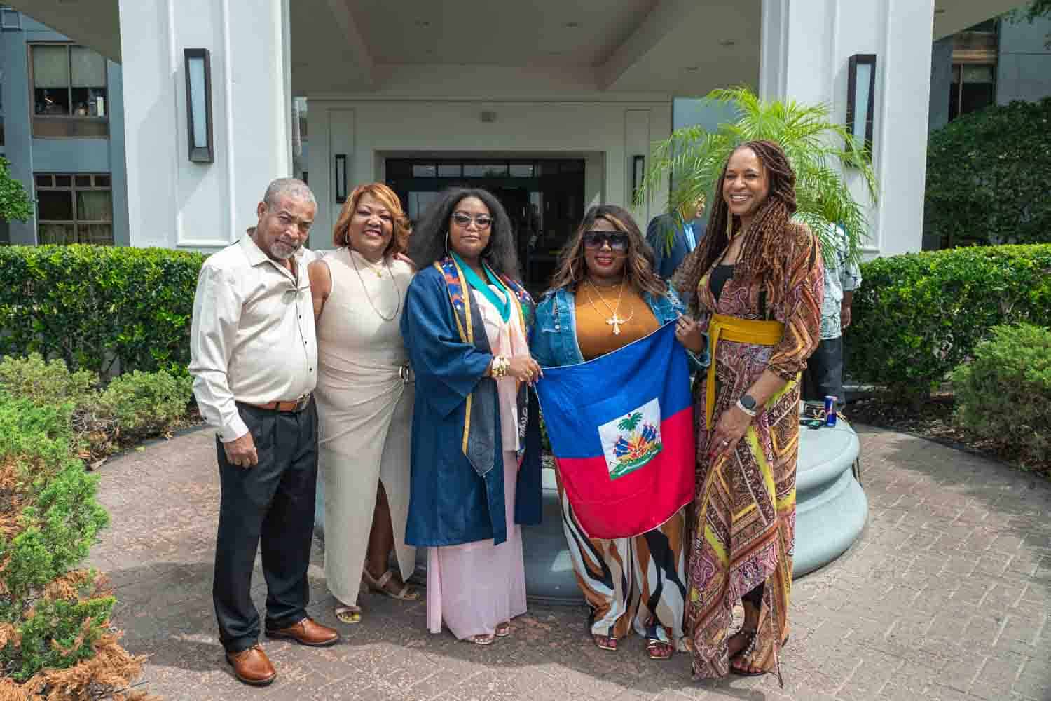 família com estudante licenciado